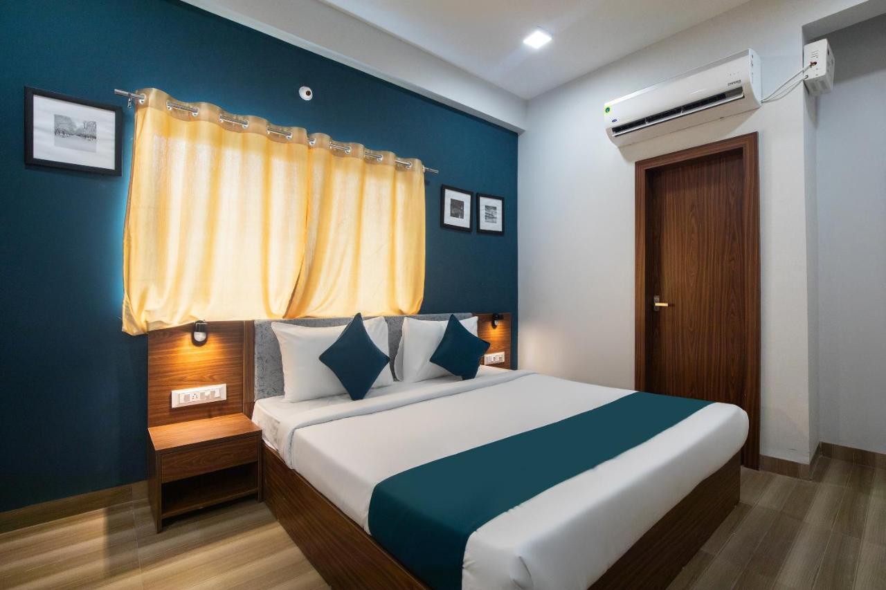 Hotel Ballfin Indore Buitenkant foto